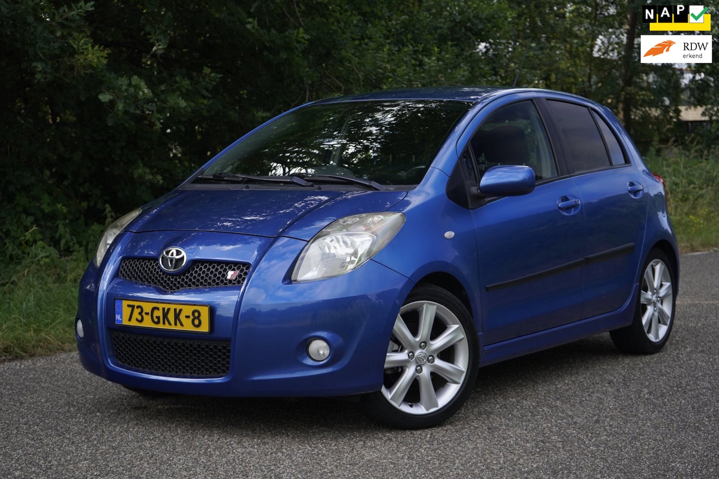 Toyota Yaris - 1.8 VVTi TS 1.8 VVTi TS 133pk, 5 deurs, Airco, Blauw, NAP - AutoWereld.nl