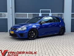Volkswagen Golf - 2.0 TSI R 4Motion Handgeschakeld | Alcantara | LED | CarPlay | Navigatie | Cruise | Climat