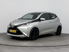 Toyota Aygo - 1.0 VVT-i x-play Limited Achteruitrijcamera | LED dagrijverlichting | Bluetooth