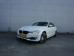 BMW 3-serie - 320i EfficientDynamics Edition Executive Climate / Navi / Cruise / Pano / Stoelverw. / Par