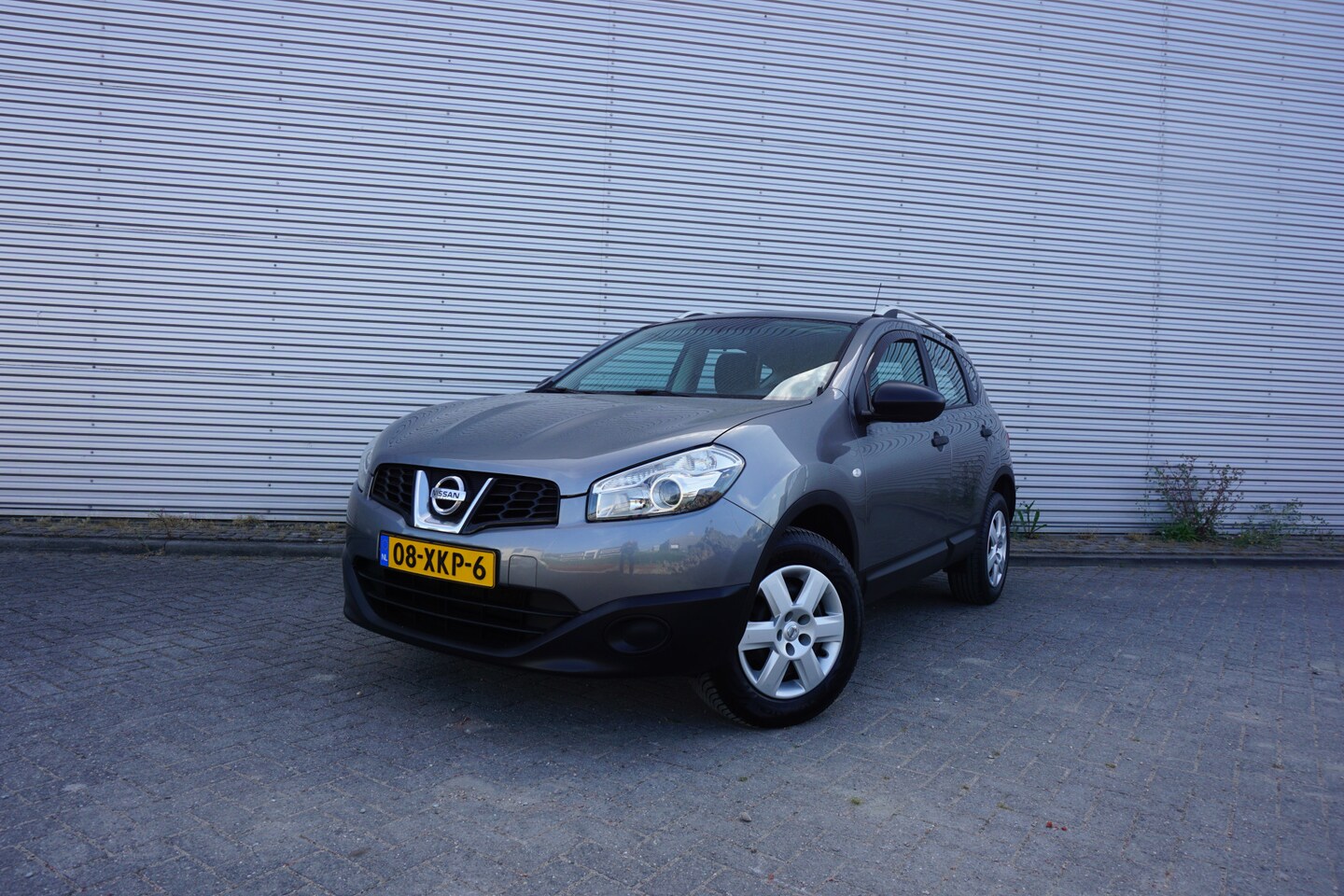 Nissan Qashqai - 1.6 Visia Airco / Cruise / Elektr. ramen / Parkeers. / NAP / Apk t/m 06-2027 - AutoWereld.nl