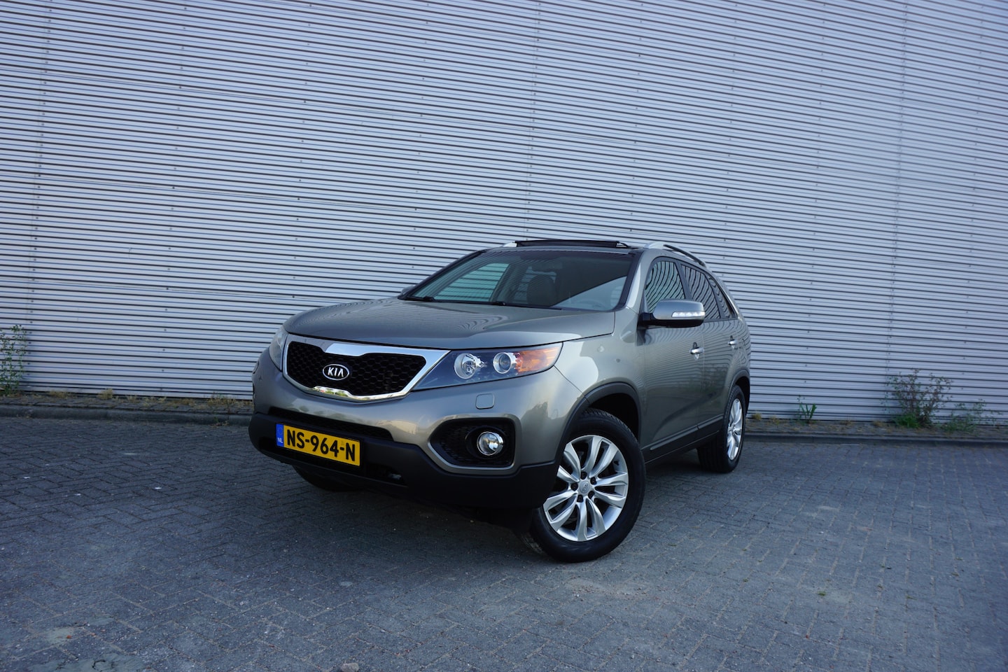 Kia Sorento - 2.2 CRDi X-clus. 7p. AUTOMAAT - Climate / Navi / Cruise / leder / Pano / Stoelverw. / Trek - AutoWereld.nl