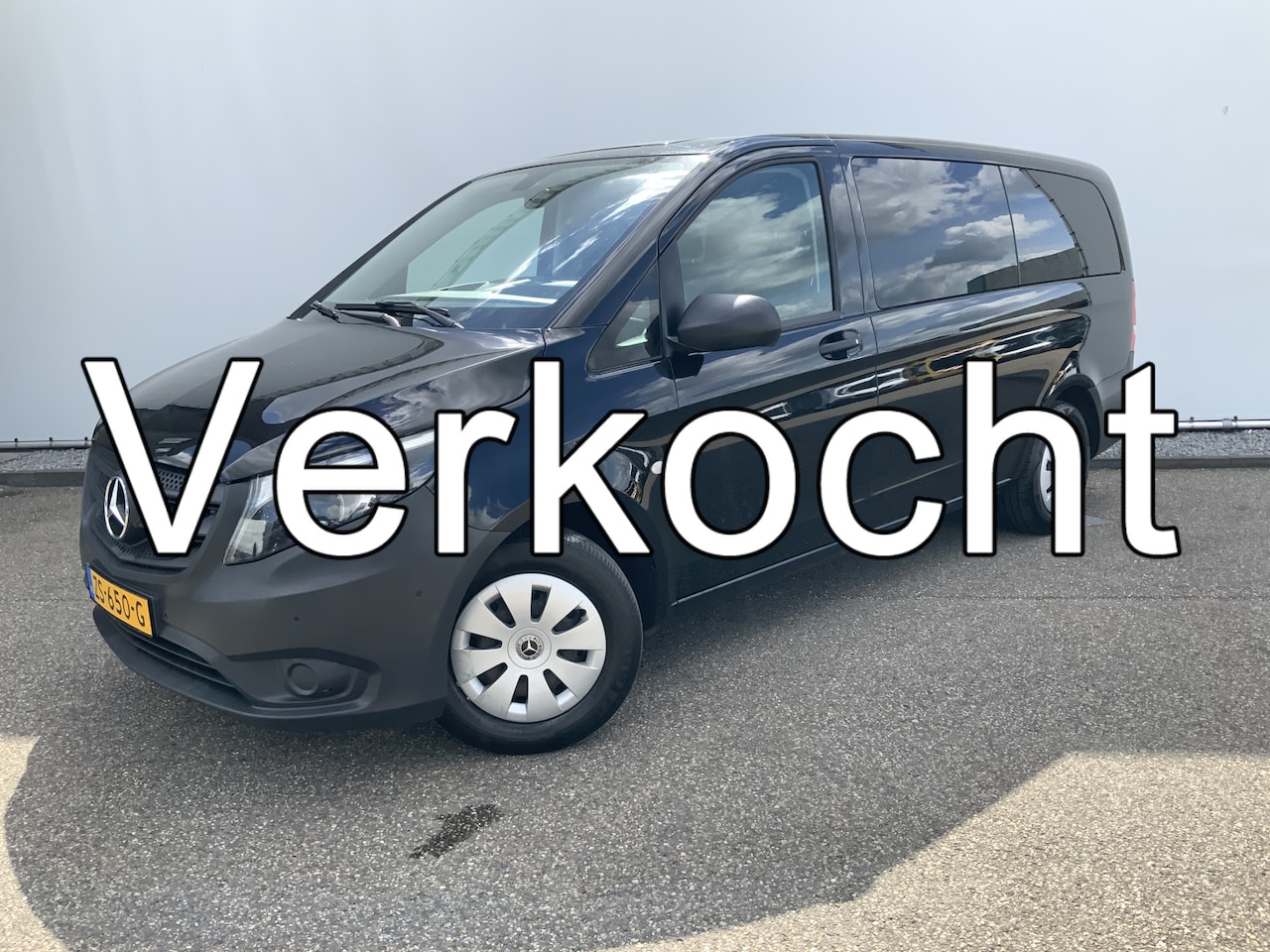 Mercedes-Benz Vito Tourer - 114 BlueTEC Pro Lang 9 Persone Airco Cruise Navi Leer Euro 6 - AutoWereld.nl