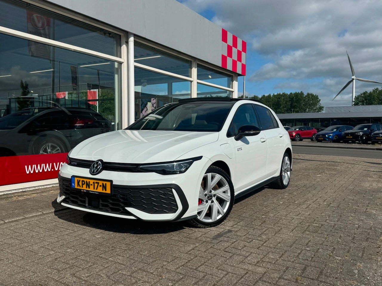 Volkswagen Golf - 1.5 eHybrid GTE|BlackStyle|IQ Light|Stoelverw|Ambient|Bergamo Velgen| - AutoWereld.nl