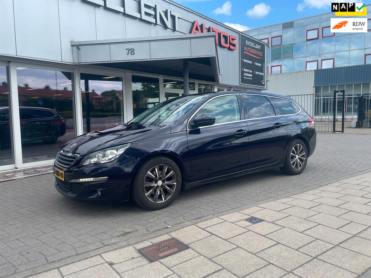 Peugeot 308 SW - 1.6 BlueHDI Blue Lease Limited 1.6 BlueHDI Blue Lease Limited - AutoWereld.nl
