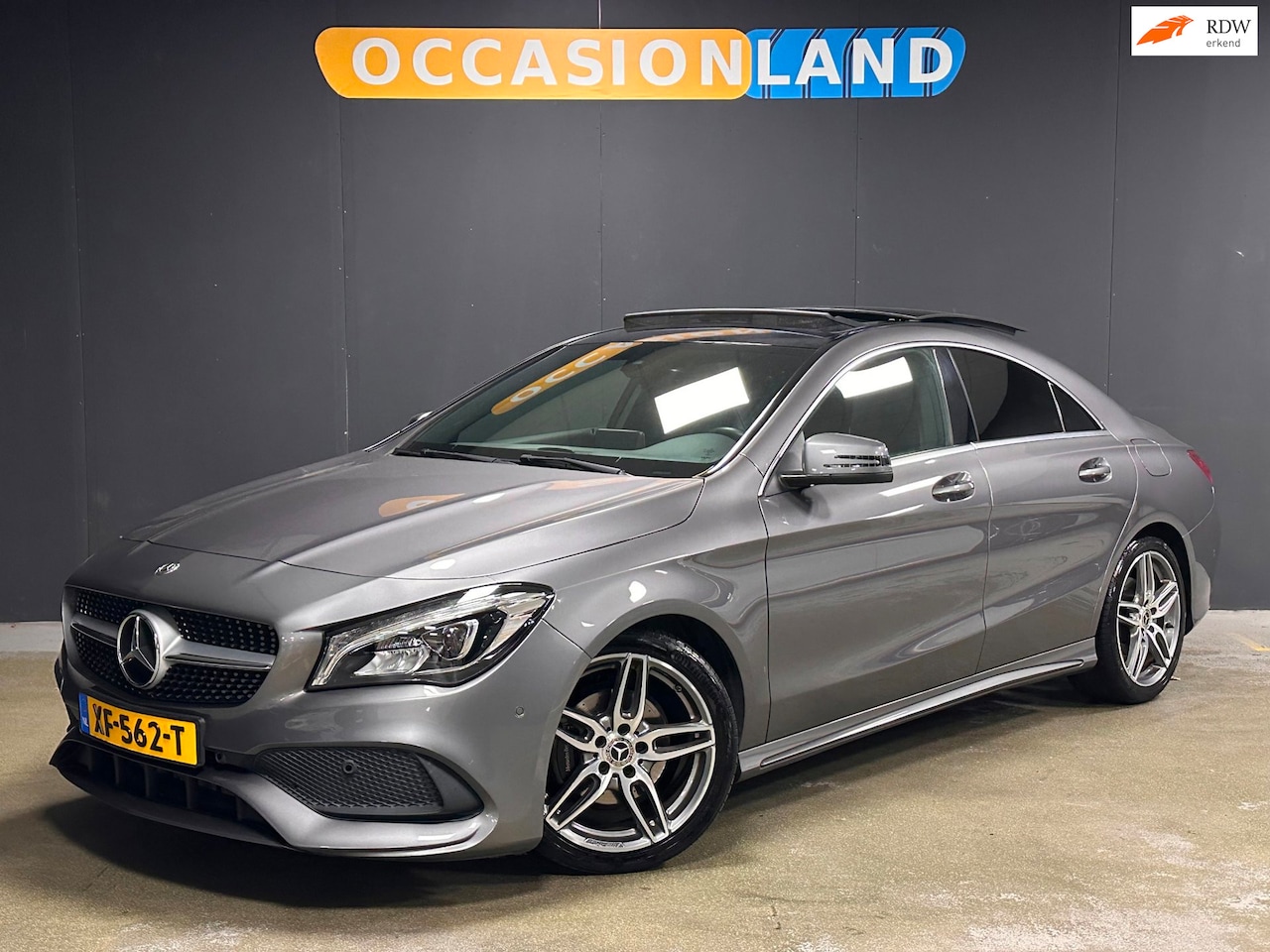 Mercedes-Benz CLA-Klasse - 180 Business Solution AMG|PANO|LED|CAMERA|SFEER|CRUISE|STOELV|BLUETOOTH|NAVI|18INCH| - AutoWereld.nl