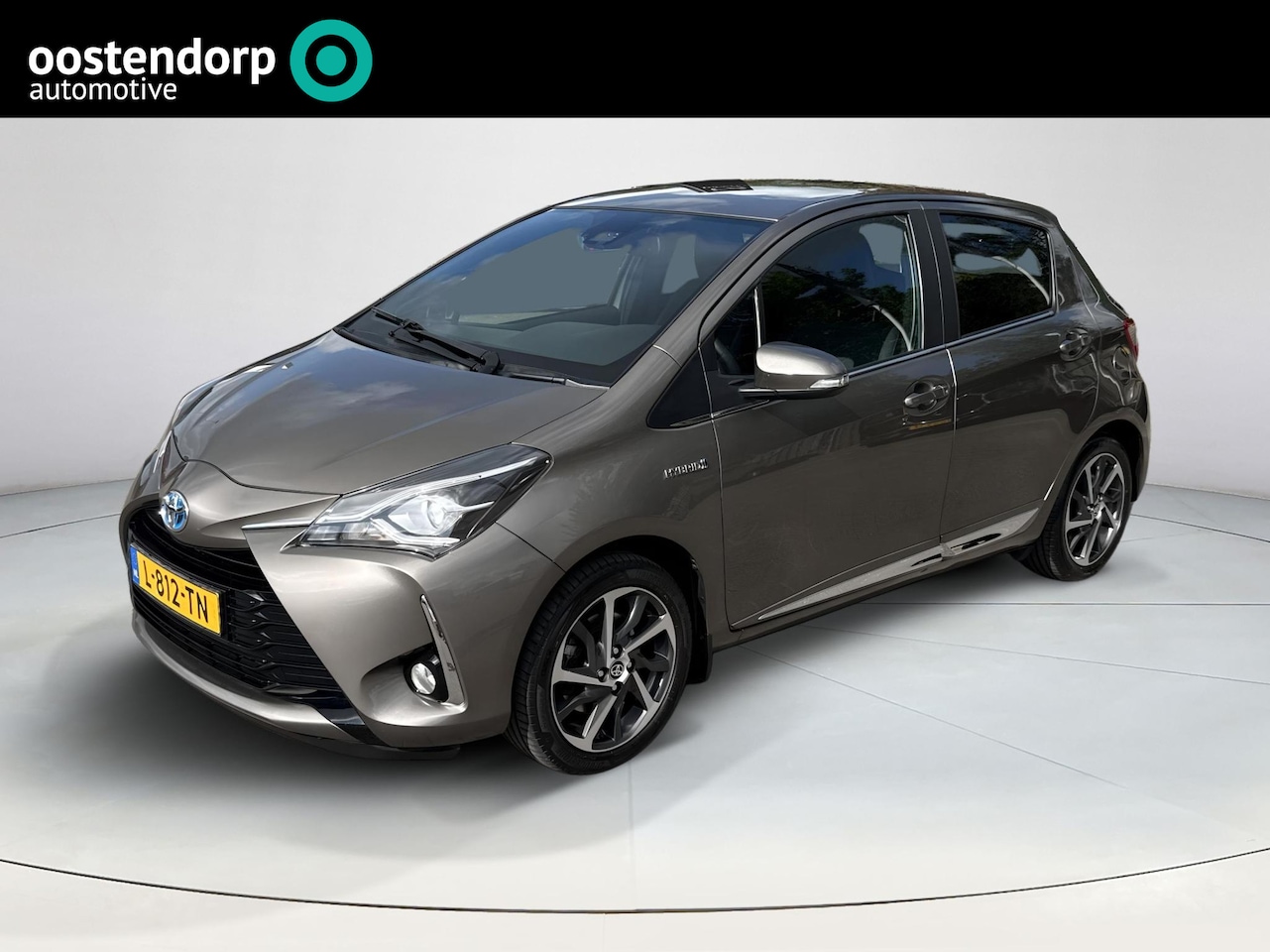 Toyota Yaris - 1.5 Hybrid Executive | Navigatie | Achteruitrijcamera - AutoWereld.nl
