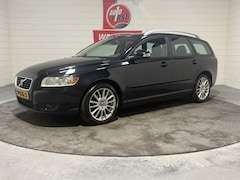 Volvo V50 - 2.0 Sport, 2e eigenaar, Volledig dealer onderhouden, Cruise, Clima, Navi, Isofix, Trekhaak