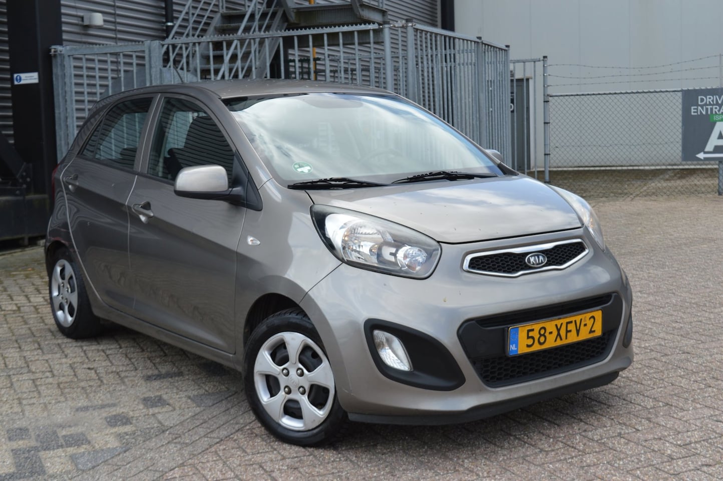 Kia Picanto - 1.2 CVVT ISG Comfort Pack bj12 airco elec pak - AutoWereld.nl