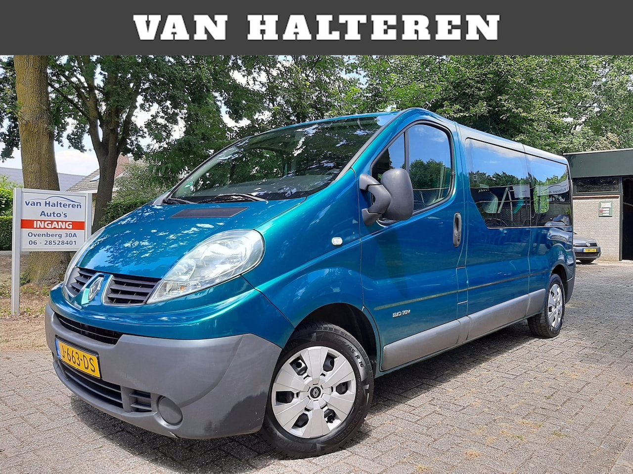 Renault Trafic Passenger - 2.0-16V L2H1 Authentique 9-Persoons - AutoWereld.nl