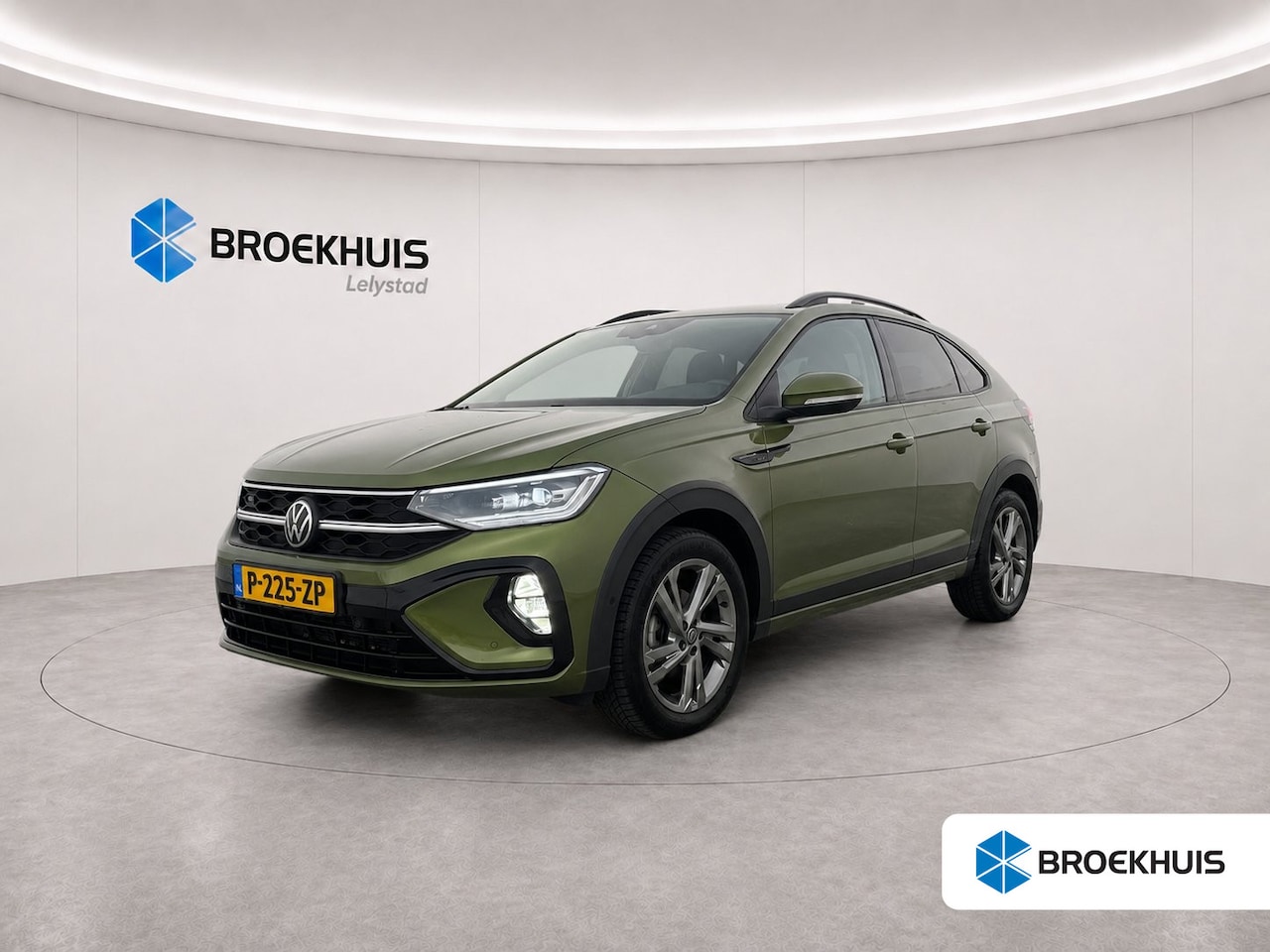 Volkswagen Taigo - 1.5 TSI 150PK R-LINE BUSINESS AUTOMAAT / NAVI / CLIMA / FULL-LED / PDC / 17" LMV / AFN. TR - AutoWereld.nl