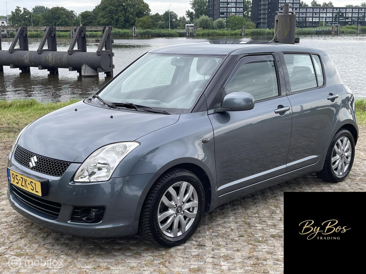 Suzuki Swift - 1.3 GLS Shogun 5-Drs Airco Trekhaak LMV - AutoWereld.nl