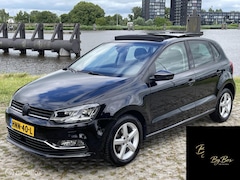 Volkswagen Polo - 1.2 TSI Highline LED Pano Cruise Stoelverw. PDC