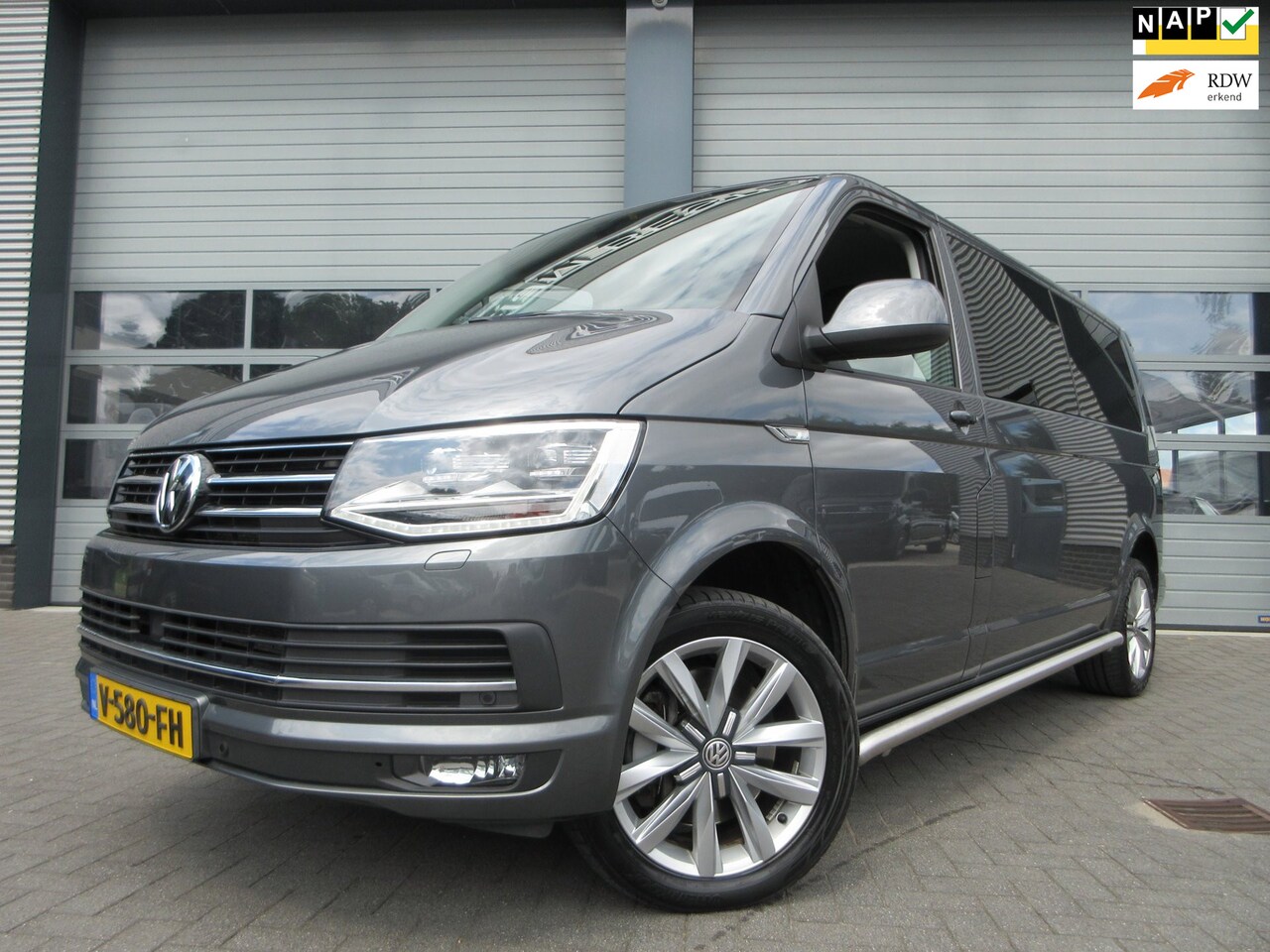 Volkswagen Transporter - 2.0tdi, L2, 204pk, DC, Dubbel Cabine, Highline, Navigatie, Xenon, LED,. - AutoWereld.nl
