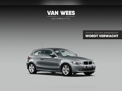 BMW 1-serie - 116i EffDyn. Ed. Business Line Ultimate Edition | NL auto | M sportstuur | Cruise control