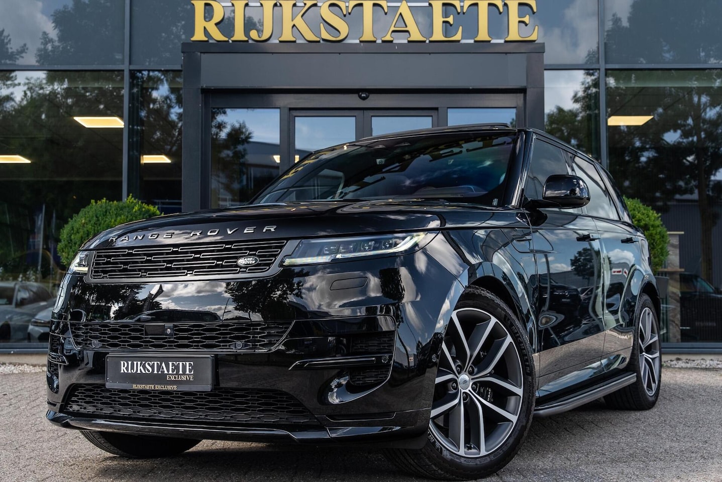 Land Rover Range Rover Sport - 3.0 P460e Dynamic HSE|PPF|PANO - AutoWereld.nl