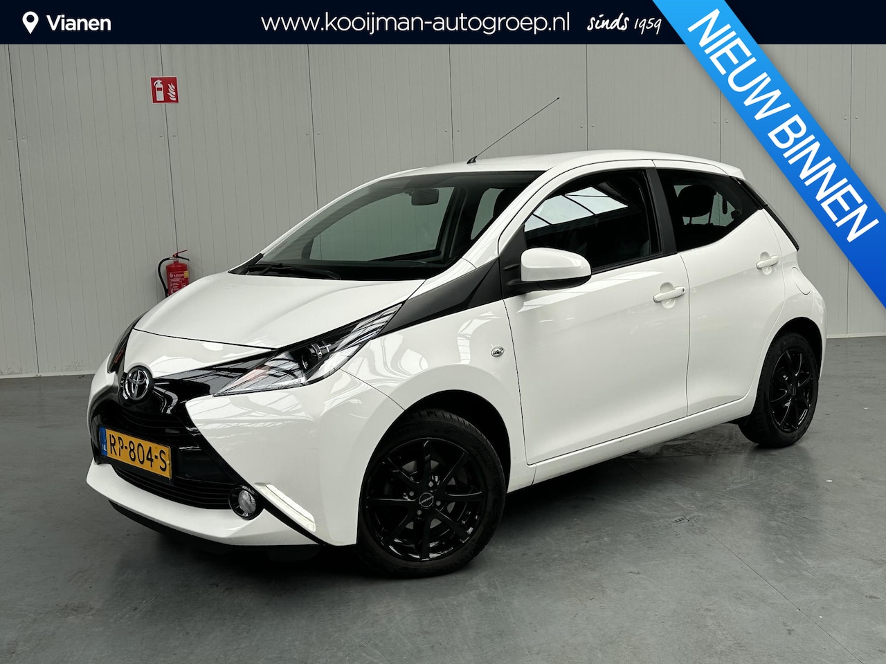 Toyota Aygo - 1.0 VVT-i x-play 1.0 VVT-i x-play - AutoWereld.nl