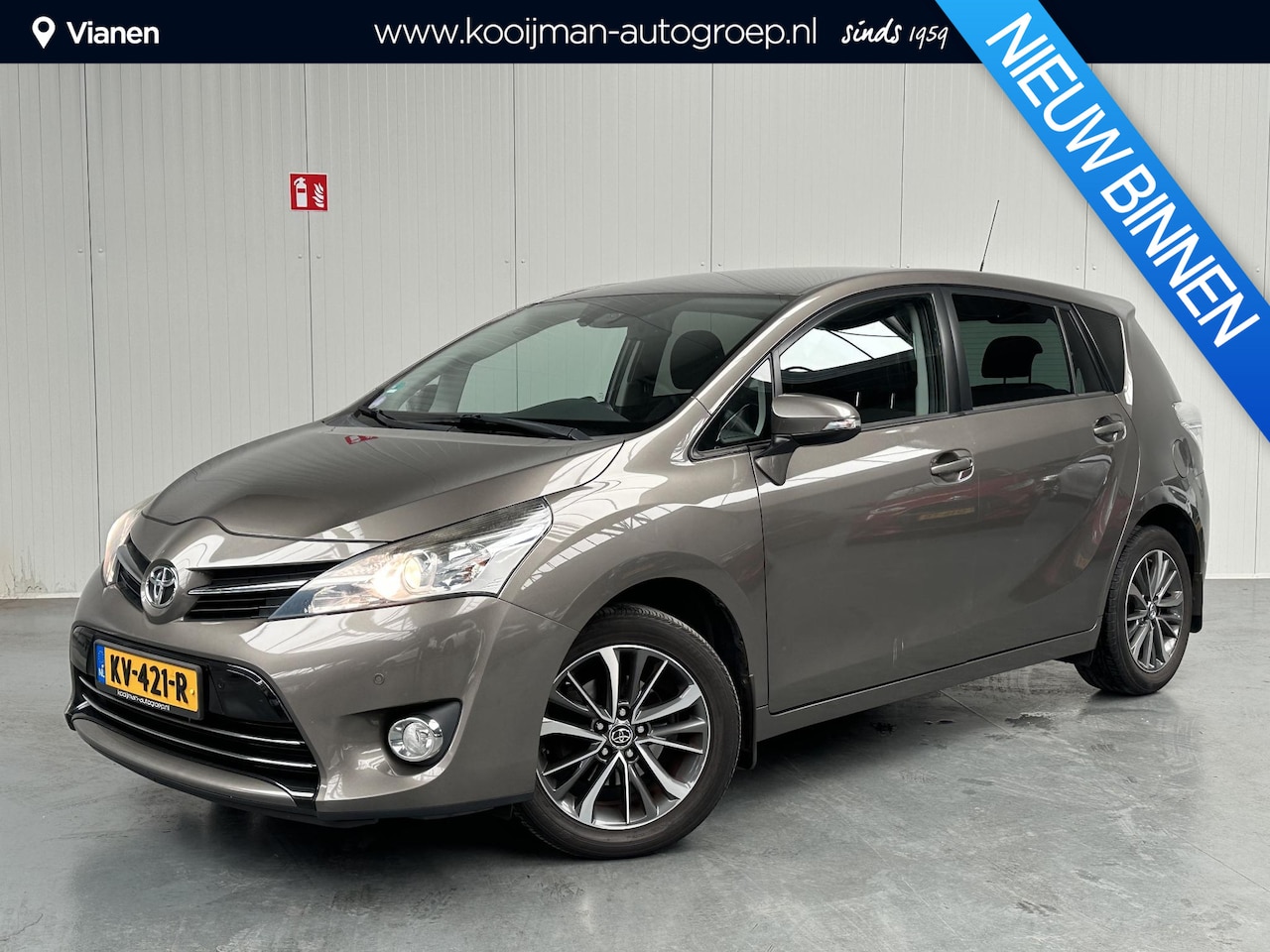 Toyota Verso - 1.6 VVT-i Dynamic 1.6 VVT-i Dynamic - AutoWereld.nl
