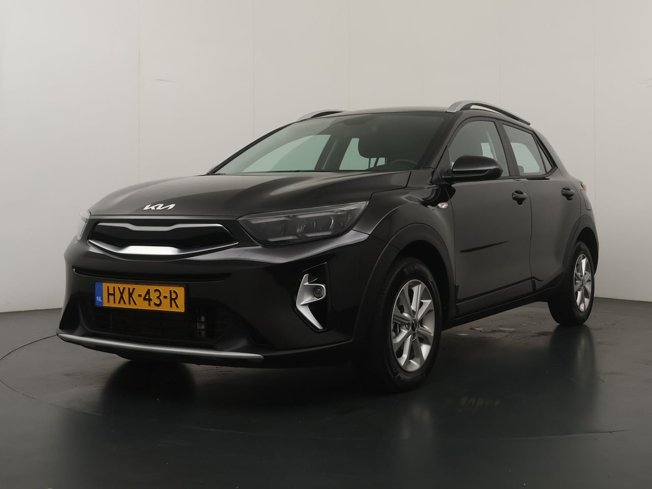 Kia Stonic - 1.0 T-GDi MHEV DynamicLine - Apple Carplay/Android Auto - Achteruitrijcamera - Cruise Cont - AutoWereld.nl