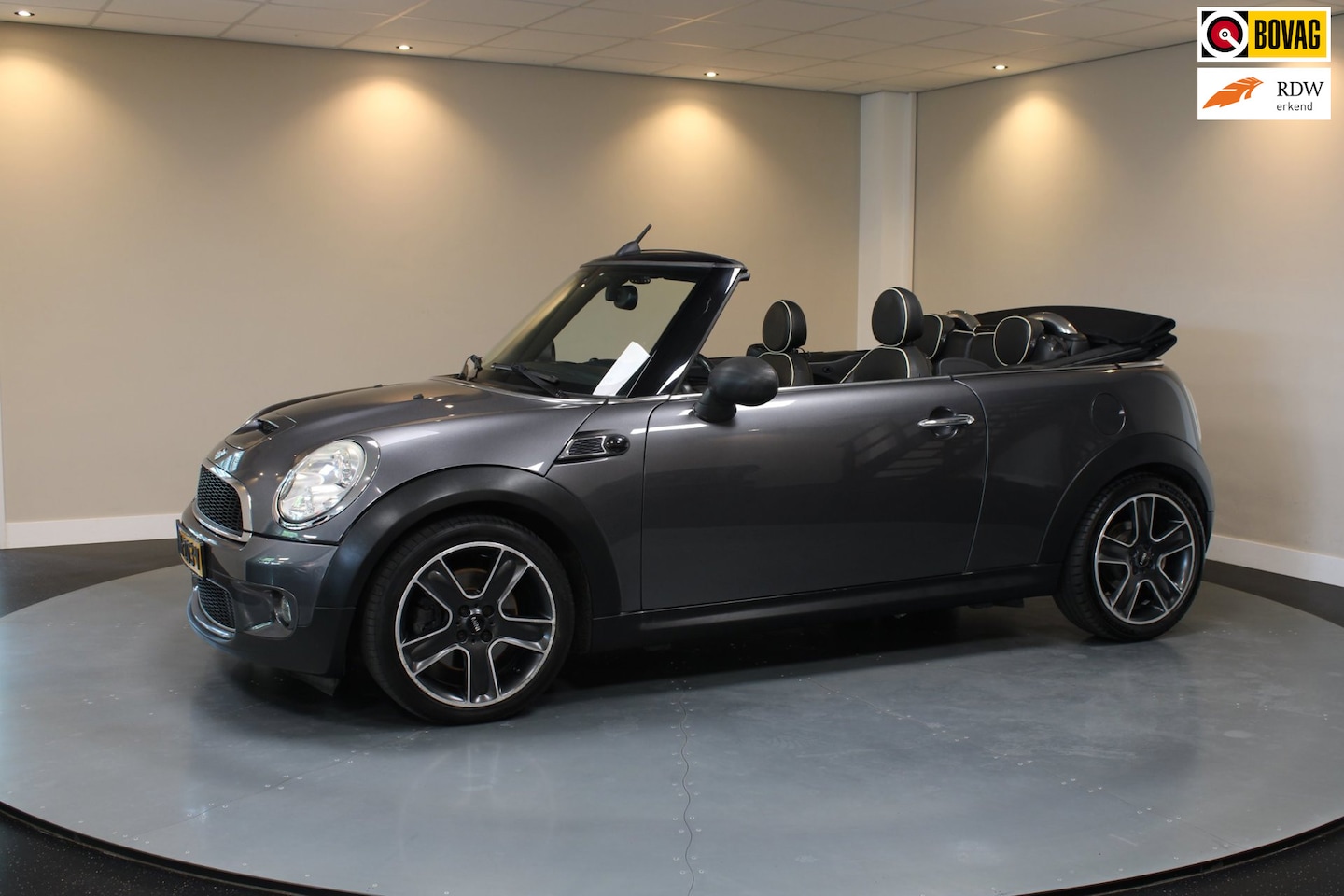 MINI Cabrio - Cooper S *Distr.Ketting VV* Leer|174Pk|Top onderhouden! Climate|Cruise|PDC - AutoWereld.nl