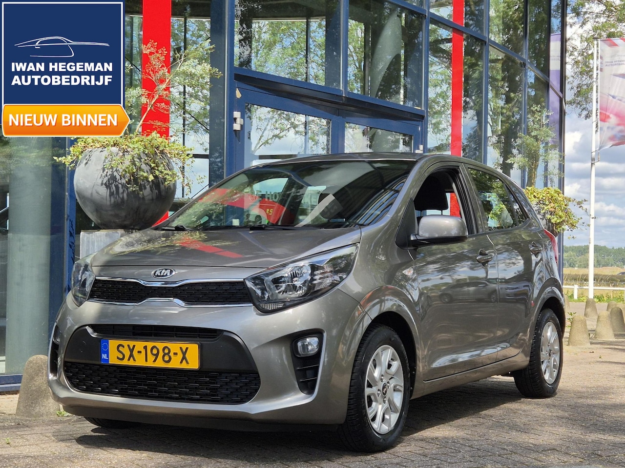 Kia Picanto - 1.0 CVVT ComfortPlusLine Navigator | Navigatie | Airco | Licht metalen velgen | Parkeercam - AutoWereld.nl