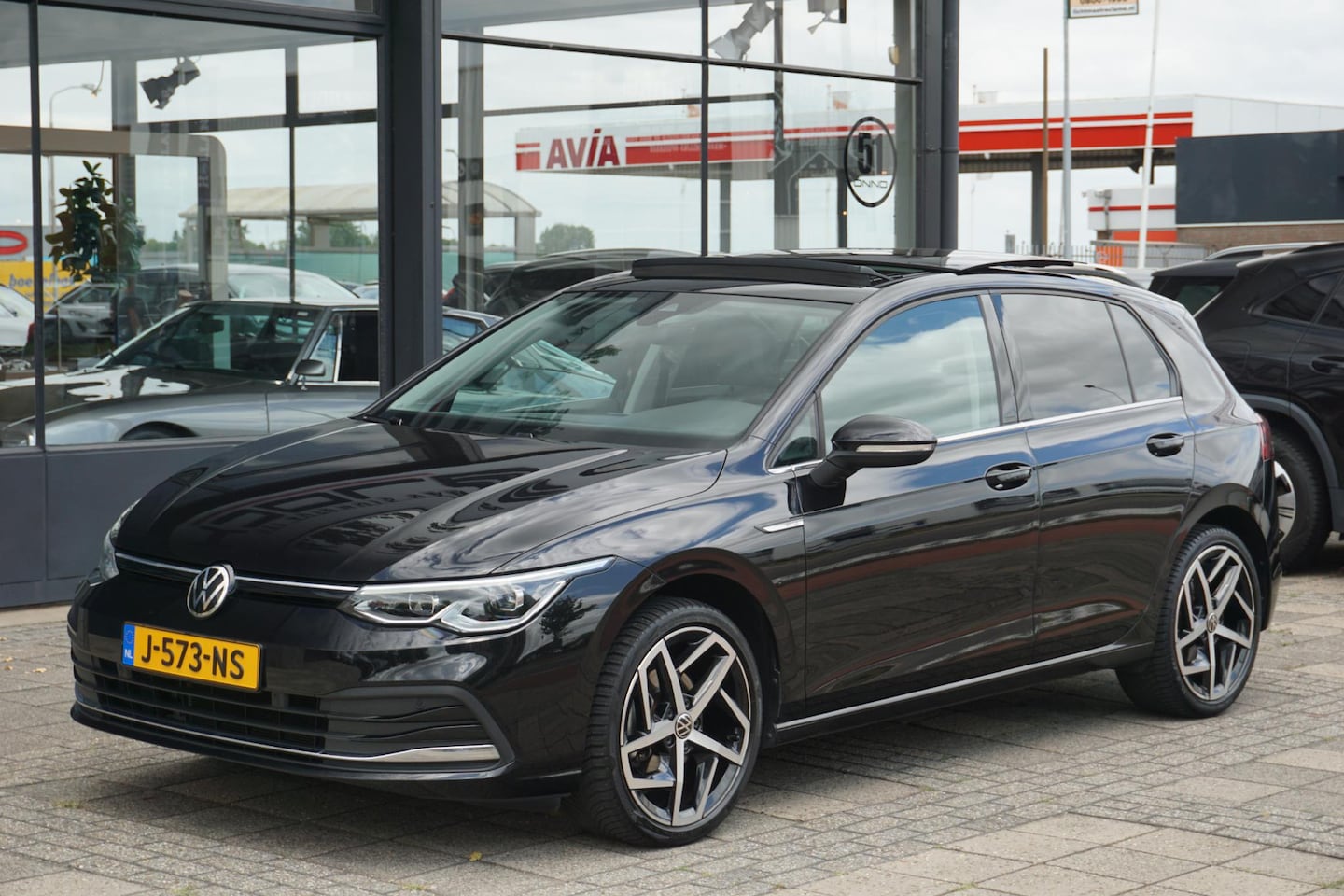 Volkswagen Golf - 1.5 eTSI Style | PANO | ACC - AutoWereld.nl