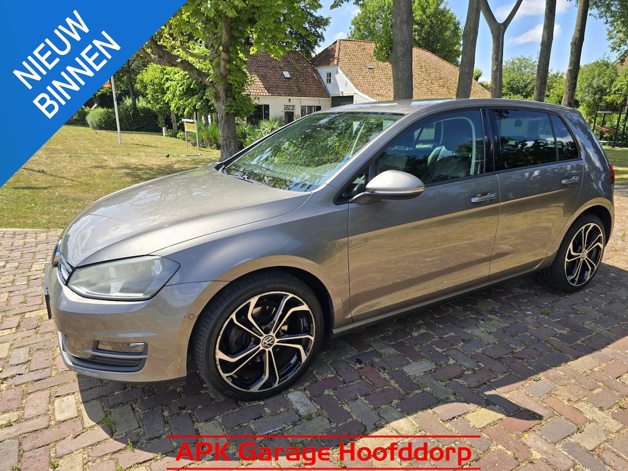 Volkswagen Golf - 1.4 TSI Highline / AUTOMAAT / Boekjes - AutoWereld.nl
