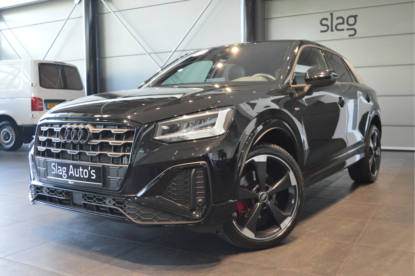 Audi Q2 - 35 TFSI 3X S-Line Black Style navi camera trekhaak 19 inch !! - AutoWereld.nl