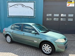 Renault Mégane - 1.6-16V Tech Line Automaat Lpg G3 onderbouw Clima Cruise Trekhaak Incl nw Apk 08-2027