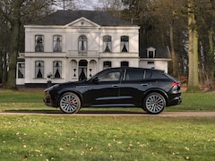 Maserati Grecale - Modena 330pk | Luchtvering | Stoelventilatie | Sonus Faber | Adapt. cruise | Nero/Ivoor