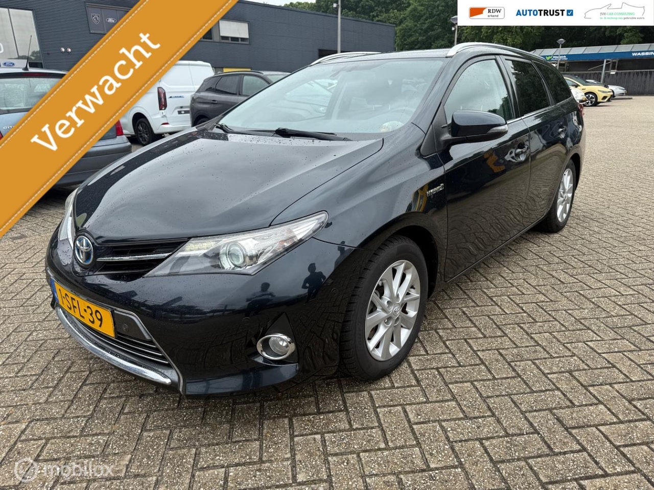Toyota Auris - 1.8 Hybrid Exe.|RIJKLAAR|CAMERA|THAAK|GARANTY! - AutoWereld.nl