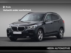 BMW X1 - sDrive20i High Executive | M-sport | Active Cruise Control | Navigatie Plus | Sportstoelen