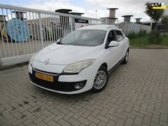 Renault Mégane - 1.5 dCi Expression S&S Lees tekst aub