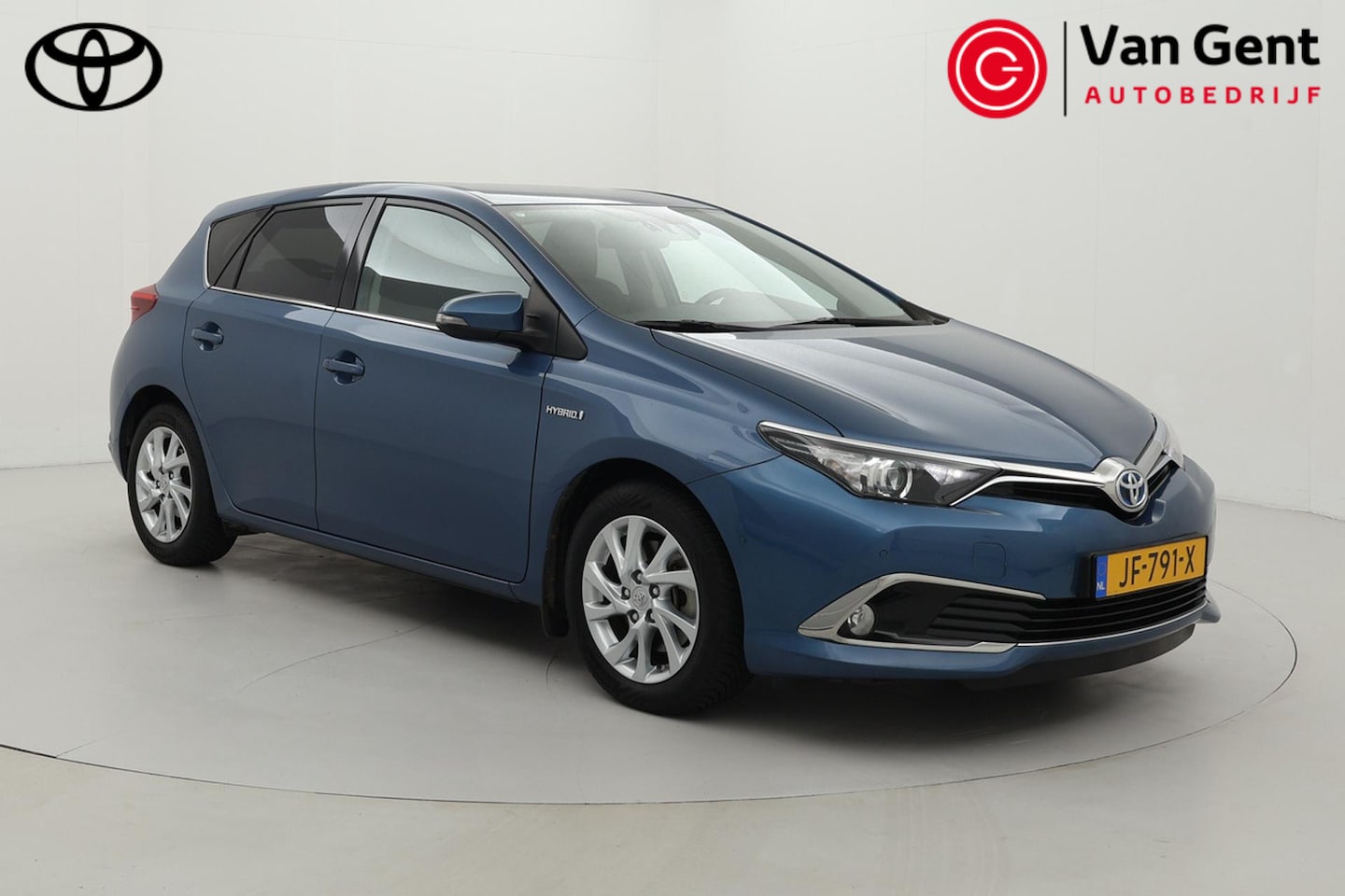 Toyota Auris - 1.8 Hybrid Executive | Navigatie | Stoelverwarming | Parkeersensoren voor/achter | Keyless - AutoWereld.nl