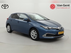 Toyota Auris - 1.8 Hybrid Executive | Navigatie | Stoelverwarming | Parkeersensoren voor/achter | Keyless