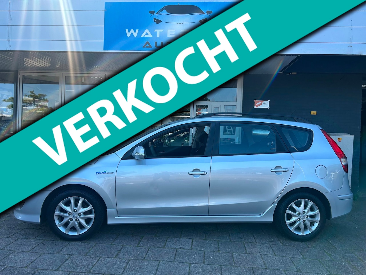 Hyundai i30 CW - 1.6i i-Motion Clima/elektrisch ramen/PDC 98 dkm NAP - AutoWereld.nl