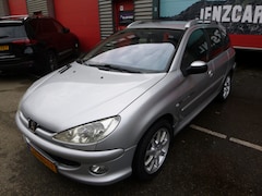 Peugeot 206 SW - 1.6 Quicksilver, IJSKOUDE AIRCO, etc