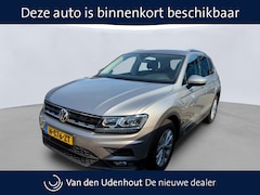 Volkswagen Tiguan - 1.5 TSI Comfortline Business Trekhaak | Camera | Stoelverwarming | Navigatie