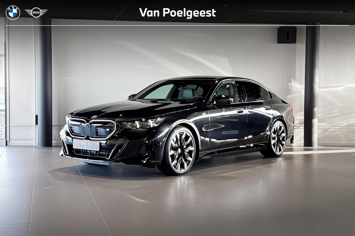 BMW i5 - Sedan M60 xDrive 84 kWh | M Sport Pro | Glazen Panoramadak | Bowers & Wilkins | Iconic Glo - AutoWereld.nl