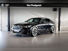 BMW i5 - Sedan M60 xDrive 84 kWh | M Sport Pro | Glazen Panoramadak | Bowers & Wilkins | Iconic Glo