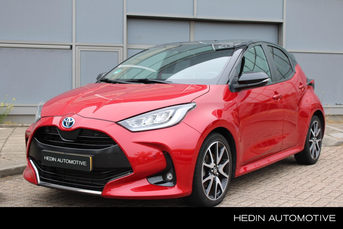 Toyota Yaris - 1.5 Hybrid Executive | Navigatie | Stuur/Stoelverw. | Adapt. Cruise Control | Camera | Cli - AutoWereld.nl