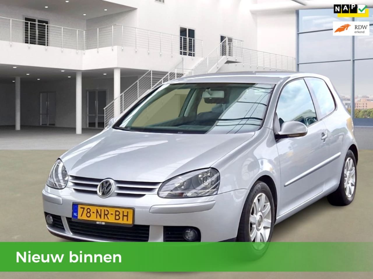 Volkswagen Golf - 1.6 FSI Sportline NAP Airco-Cruisecontrol--Bluetooth-Velgen-Elek.ramen - AutoWereld.nl