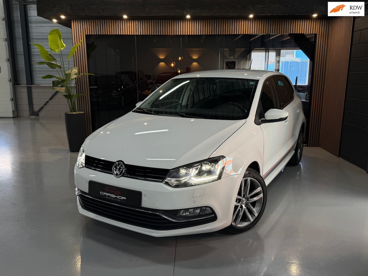 Volkswagen Polo - 1.2 TSI SOUND EDITION! CARPLAY/CRUISE/STOELV - AutoWereld.nl