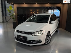 Volkswagen Polo - 1.2 TSI SOUND EDITION CARPLAY/CRUISE/STOELV