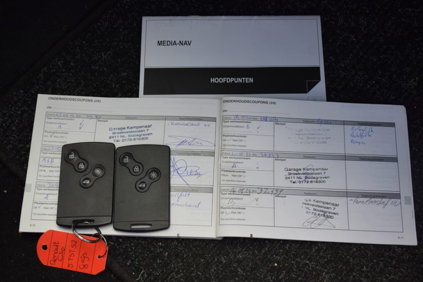 Renault Clio - 1.2 Expression 1.2 Expression, Automaat, Afneembare Trekhaak, Full map Navigatie, NAP, Org Ned auto