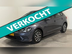 Volkswagen Polo - 1.0 TSI Life automat benzine carplay navigatie parkeersensoren led