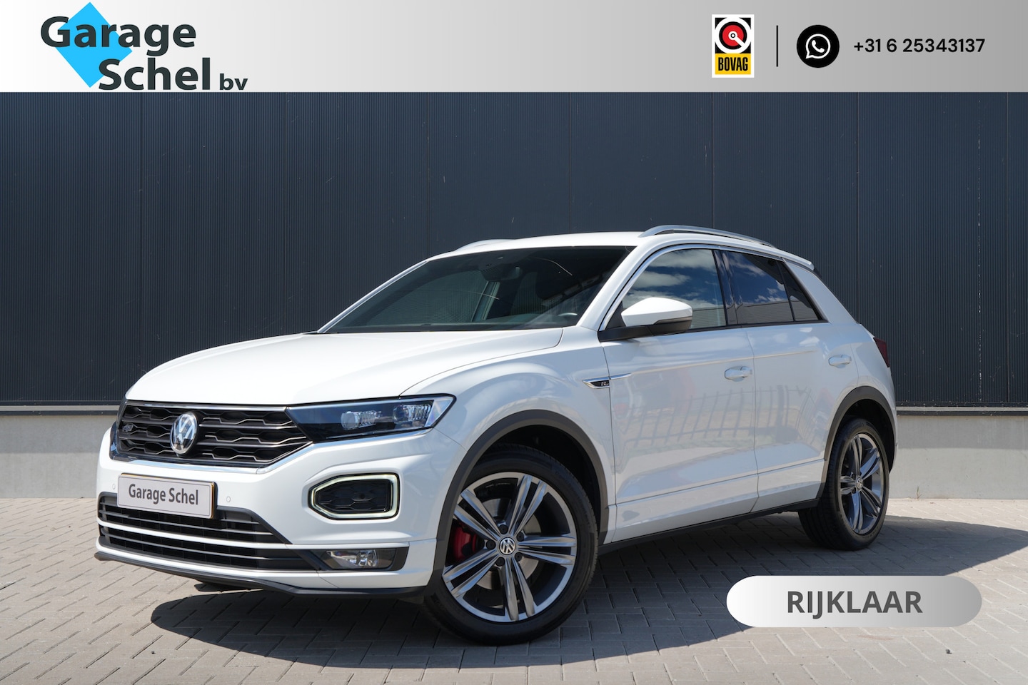 Volkswagen T-Roc - 1.5 TSI Sport Business R - ACC - LED - Carplay - Camera - Navi - Rijklaar - AutoWereld.nl