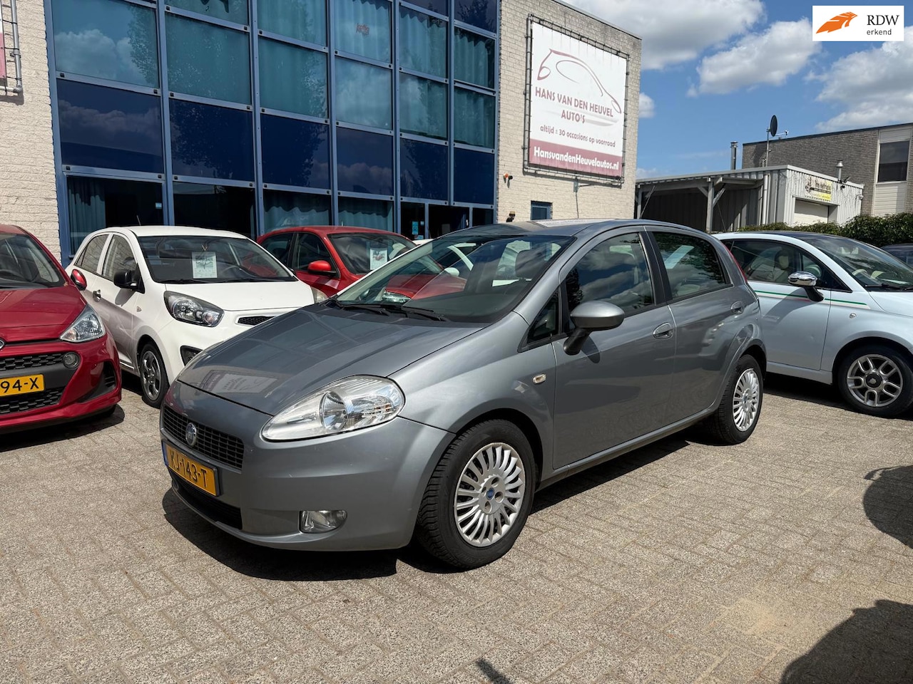Fiat Grande Punto - 1.4 Actual 1.4 Actual 5-drs, Airco, APK 07/27 - AutoWereld.nl