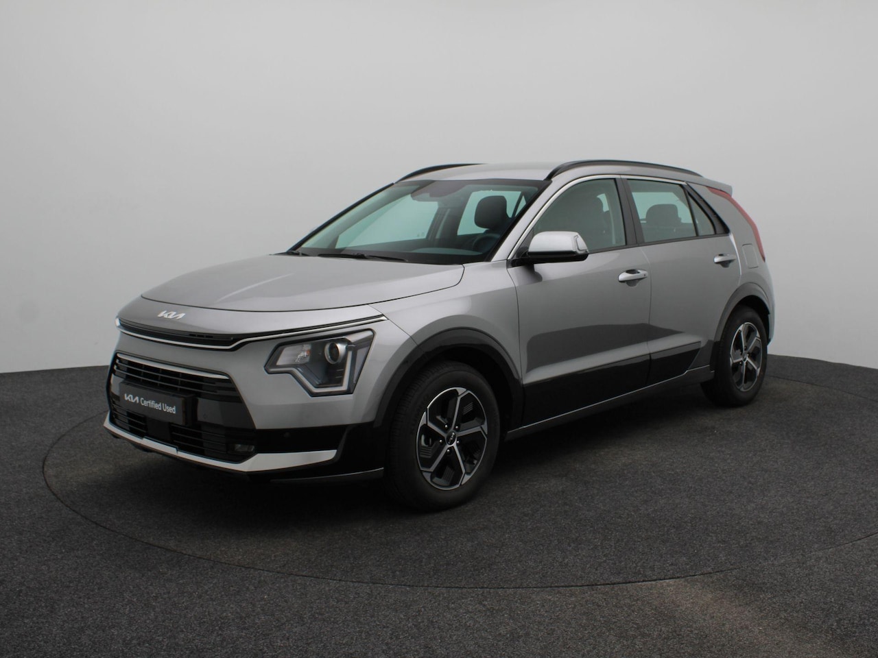 Kia Niro - 1.6 GDi Hybrid DynamicLine | Navigatie | Climate Control | Cruise Control | Parkeer Camera - AutoWereld.nl