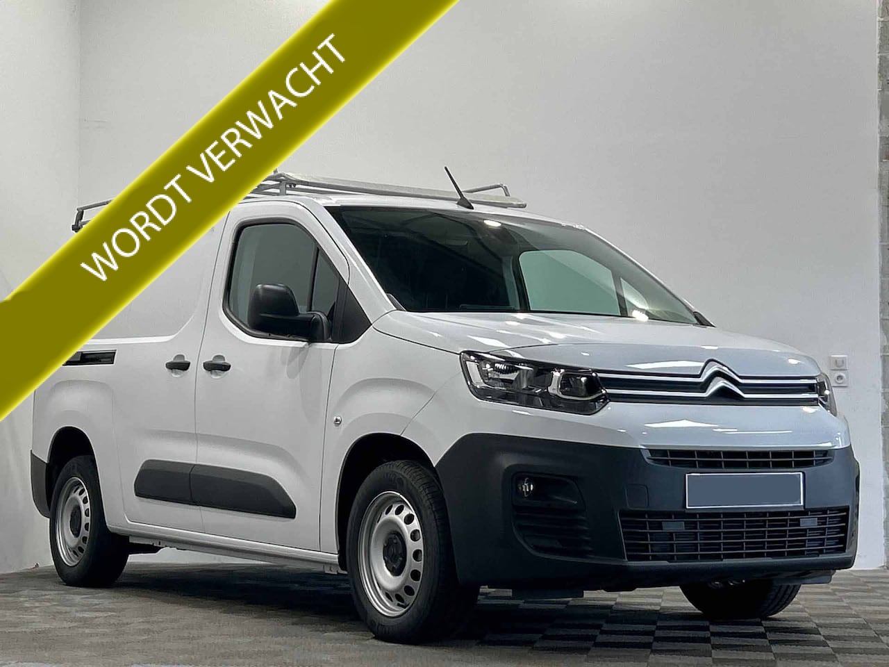 Citroën Berlingo - BlueHDi 130PK S&S L2 3 Zits nr. V052 | Airco | Cruise | Navi | Camera - AutoWereld.nl